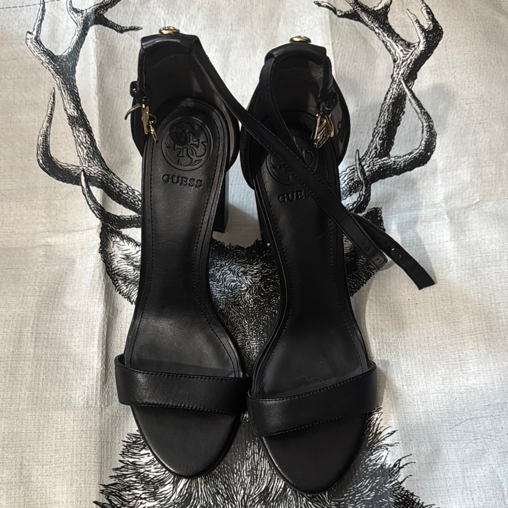 Guess block heel sandals